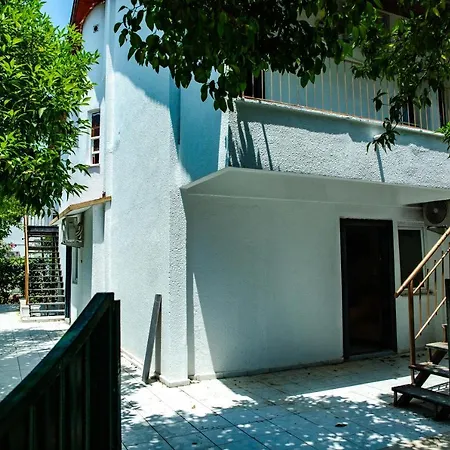 Ali Lvv Inn Kemer